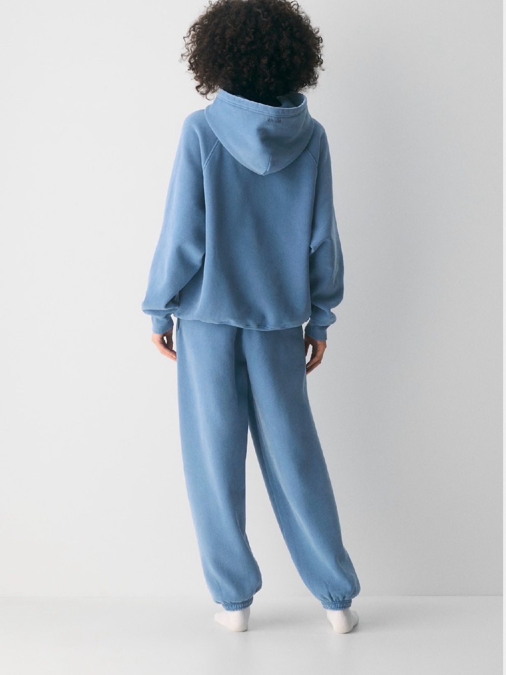 Aritzia Mega Sweatpant Cozy Sweatfleece XL Indigo Blue Oversized Joggers - Picture 5 of 16